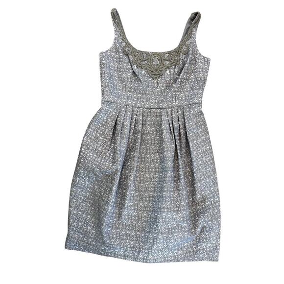 Carmen Marc Valvo Dresses & Skirts - Carmen Marc Valvo Brocade A-line Dress Women's Size 8